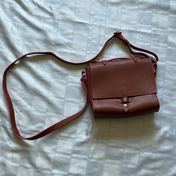 IIBeCa by Joy Gryson Duane Leather Crossbody Bag - Picture 16 of 16